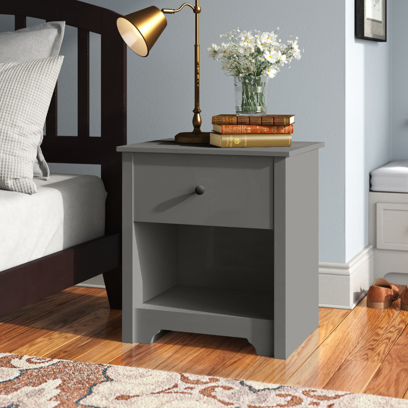 Raelee 21.25'' W Nightstand, Pure White