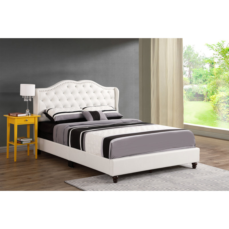 Stylish Transitional Full Bed