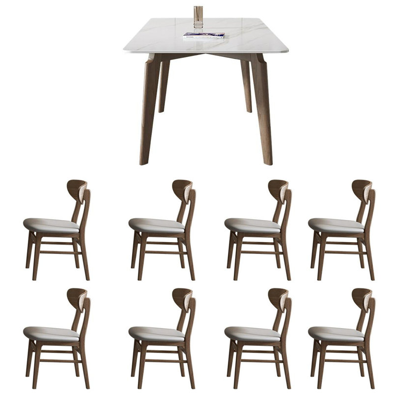 Élégante table en bois de frêne blanc avec chaise