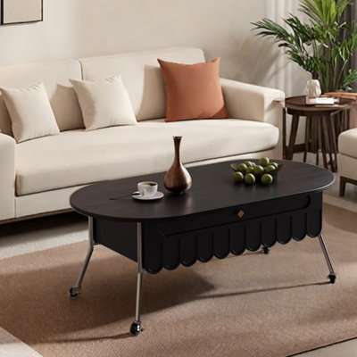 Table basse rétro au design individuel et créatif