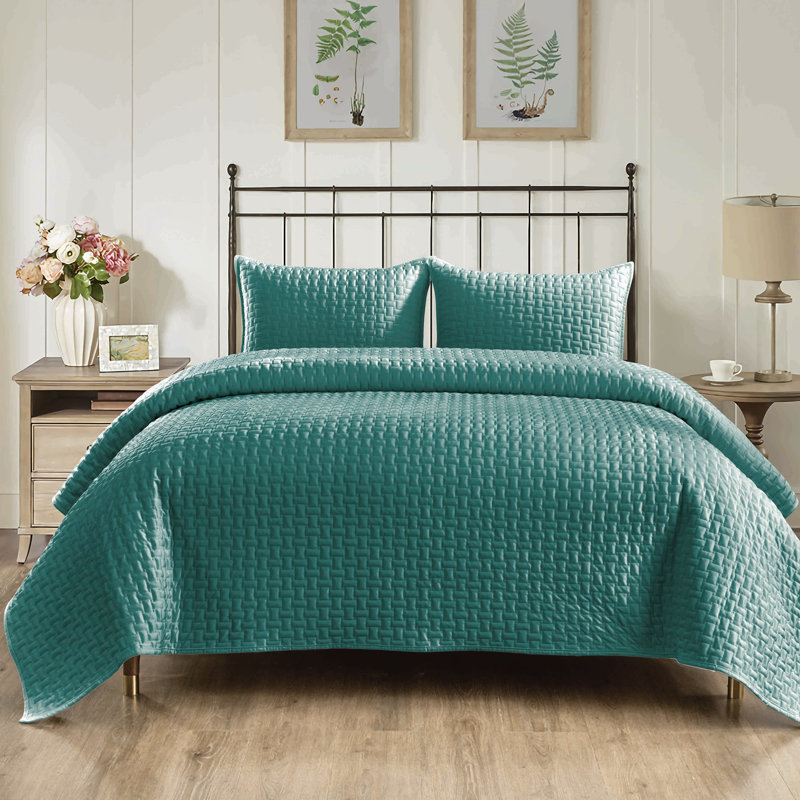 Polyester Quilted Geometric Quilt Set, Blue, Queen Quilt + 2 Standard Shams