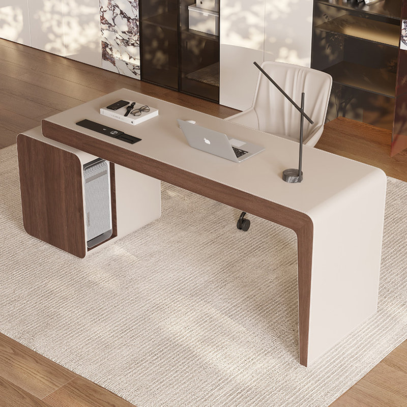Bureau rectangulaire en bois manufacturé beige et brun noisette avec 6 tiroirs, H 30,31 po x l 62,99 po x P 23,62 po