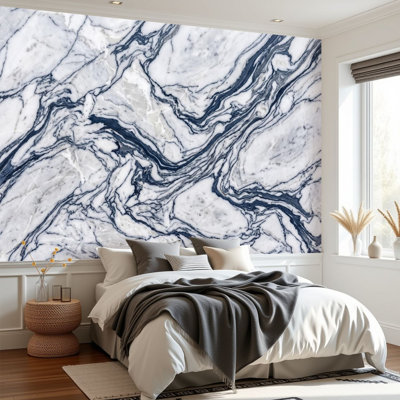 Papier peint adhésif élégant à motif organique veiné de marbre blanc et de bleu, 175 cm (H) x 244 cm (L), en PVC amovible et autocollant, idéal pour chambre, salon ou bureau.