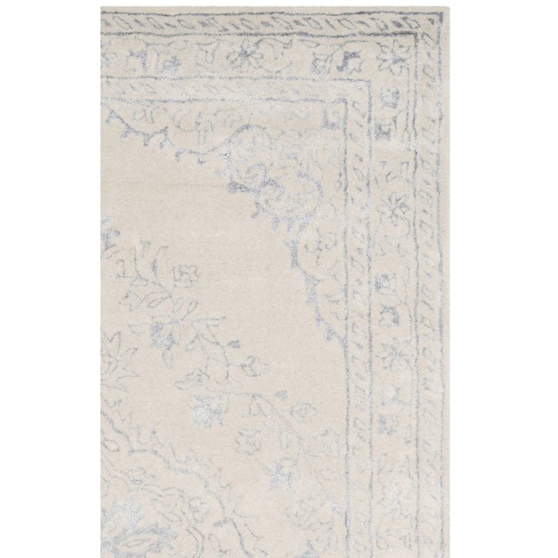 Jonathan Hand Tufted Viscose/Wool Oriental Rug in Gray, Rectangle 4' x 6'
