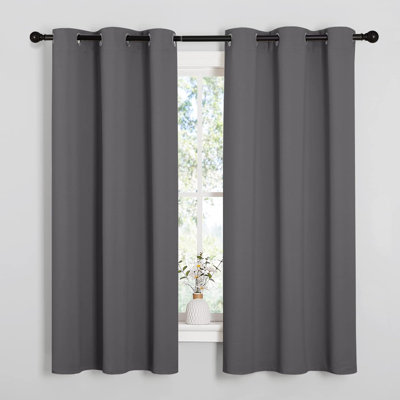 Grey Blackout And Heat-Insulating Solid Colour Curtains With Grommets, Suitable For Kitchens And Bedrooms (2-Piece Set, 42 Inches Wide, 63 Inches Long).