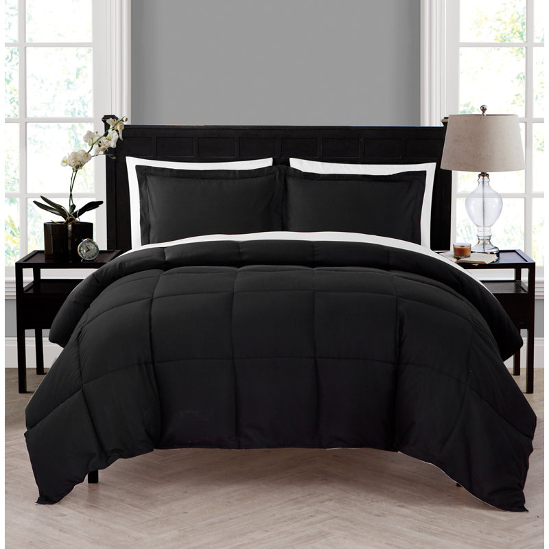 Ensemble d'édredon dans un sac en duvet synthétique réversible Lincoln, Édredon double et 6 pièces supplémentaires