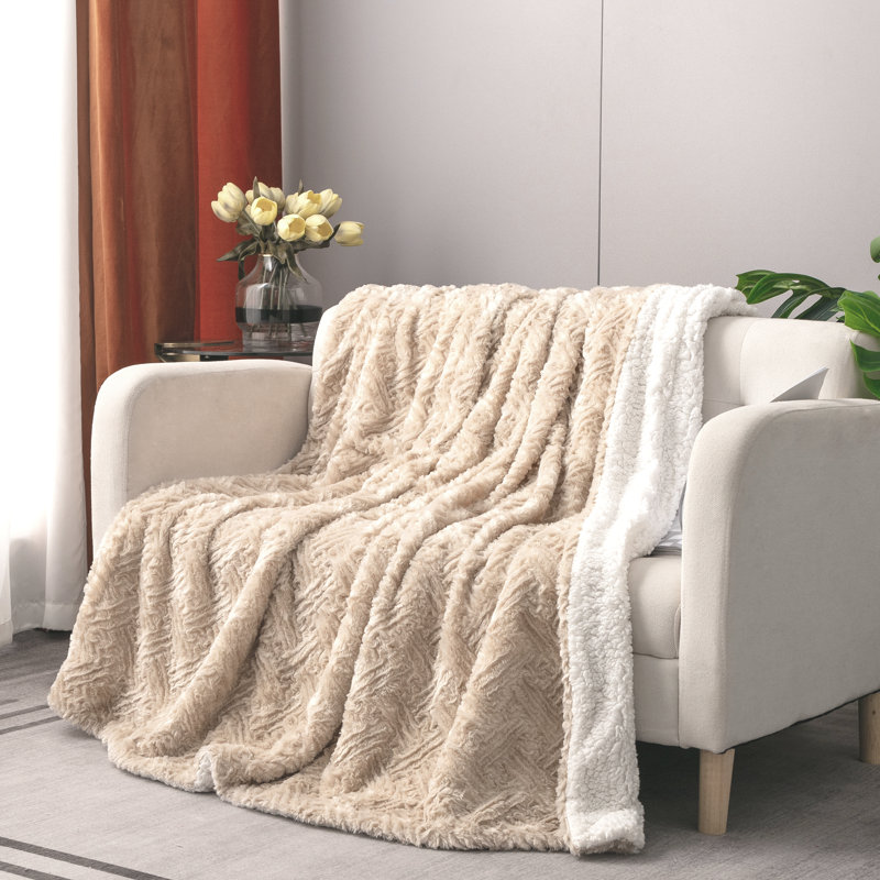 DaDa Luxury Soft Faux Fur Sherpa Blanket, Champagne, Queen