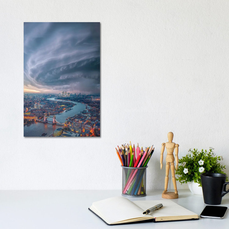 London Cyclone by Brent Shavnore - Wrapped Canvas Gallery-Wrapped Canvas Giclée, 20.32 cm H x 30.48 cm W