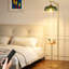 Lampe sur pied en verre Mid-Century moderne avec finition dorée, télécommande à intensité variable, hauteur réglable et abat-jour vert rétro pour le salon ou la chambre à coucher