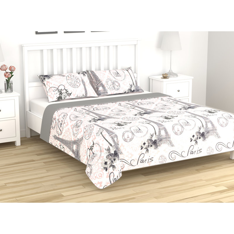Quilt, Queen Quilt + 2 Shams