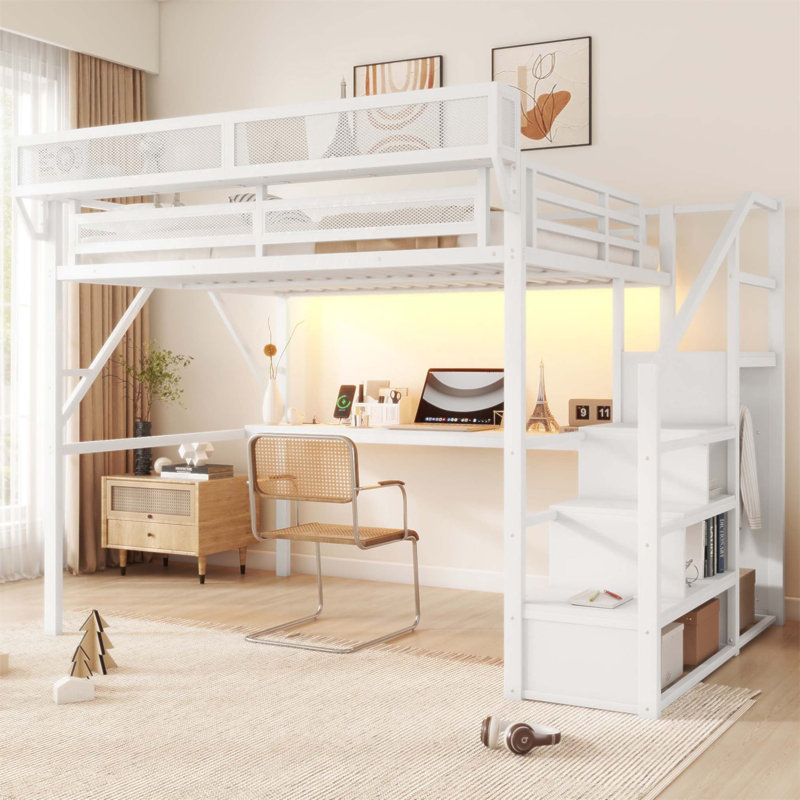 Grand lit mezzanine en métal avec bureau, station de charge et escalier, idéal pour les enfants et les adolescents, peu encombrant et fonctionnel (sans matelas)