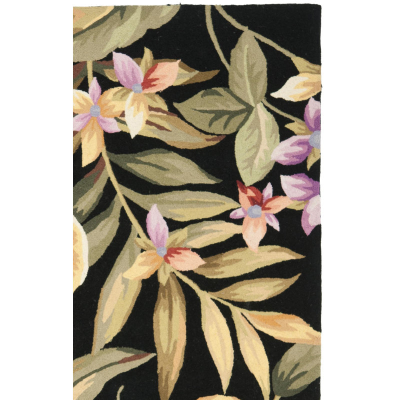 Tapis floral en laine crocheté à la main Hogle, Rectangle 5 pi 3 po x 8 pi 3 po