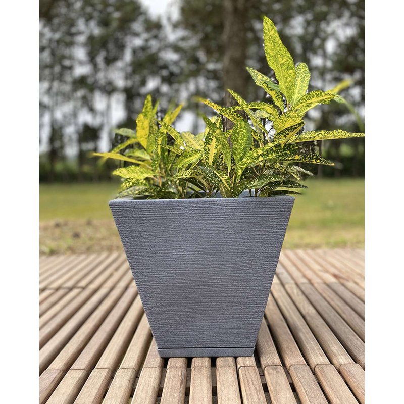 Zurique Pot Planter, 13.39" H x 13.78" W x 13.78" D, Dark Gray