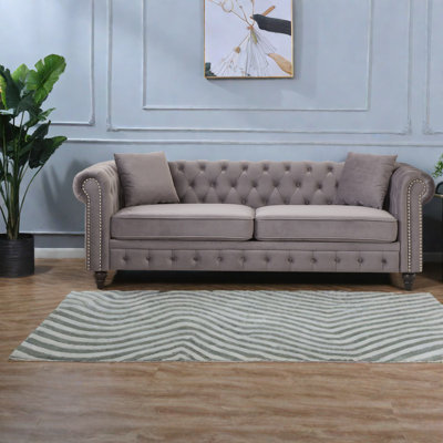 Luxueux canapés en velours de style Chesterfield classique pour le salon