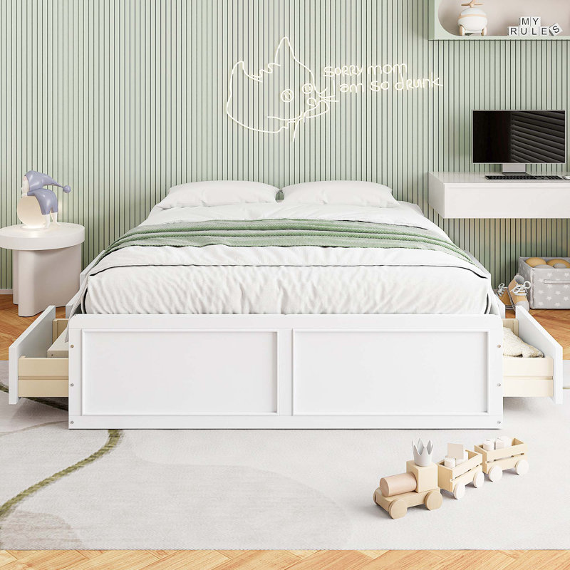 Structure de lit plateforme fonctionnelle en bois avec plusieurs tiroirs de rangement, pour une chambre à coucher organisée et confortable