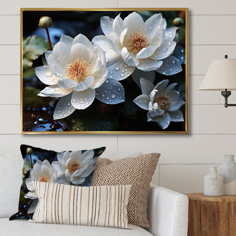 " White Yellow Lotus Field VI ", 12" H x 20" W, Cadre flottant doré