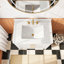 Ensemble de meuble-lavabo autoportant blanc 36 po avec 2 ensembles de poignées et un plateau en marbre d'ingénierie entièrement assemblé
