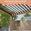 Pergola solaire à DEL en aluminium avec persienne à manivelle-108218757