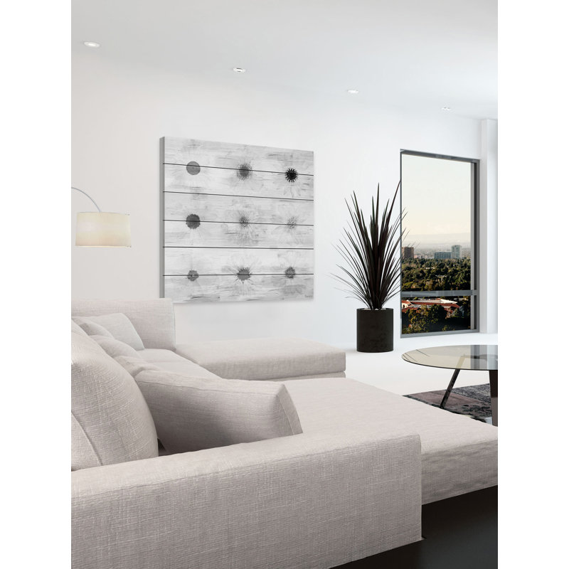 "fleurs grises" par parvez taj,-impression sans cadre sur bois, H 32 po x l 32 po