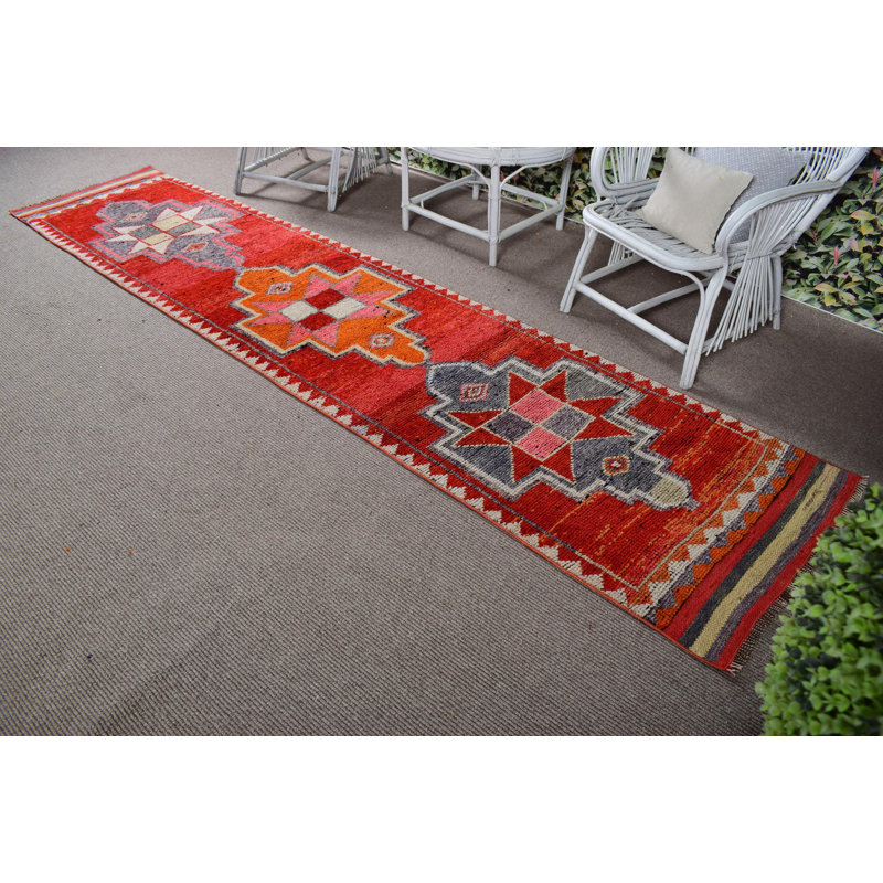 Tapis de couloir turc fait à la main en rouge distinctif pour un attrait de couloir unique