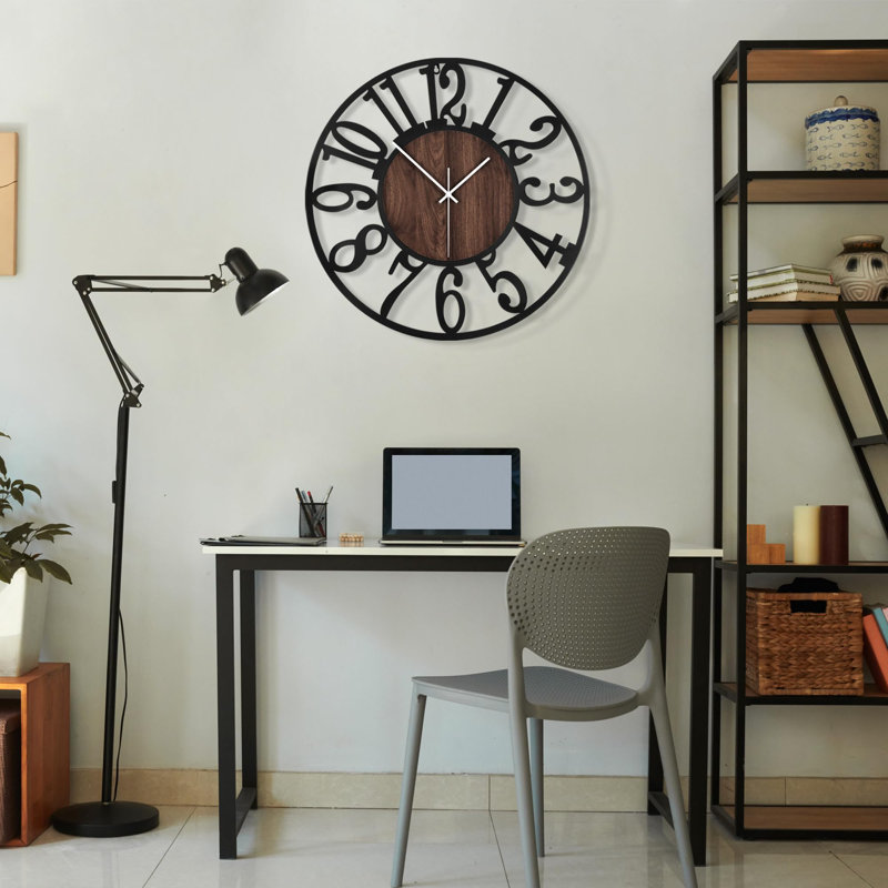 Analydia Metal Wall Clock