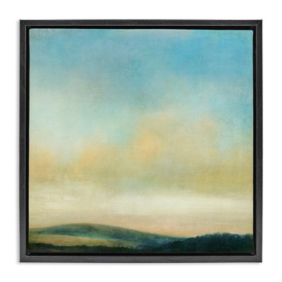 «Cloudy Countryside Fields», art mural encadré par Suzanne Nicoll