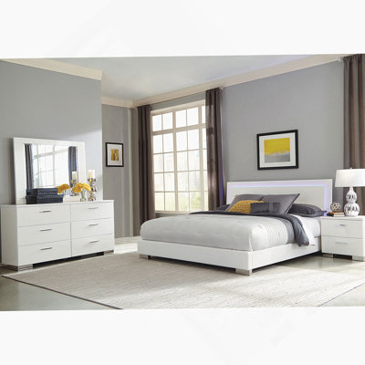 White High Gloss 4-Piece Queen Bedroom Set