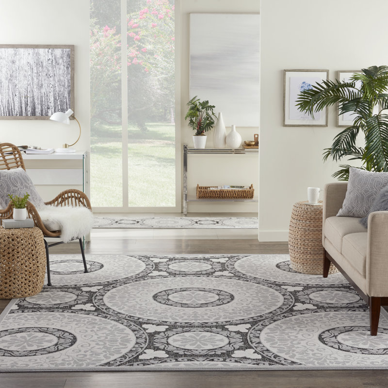 Gunnin Geometric Indoor / Outdoor Rug, Rectangle 7'10" x 9'10"
