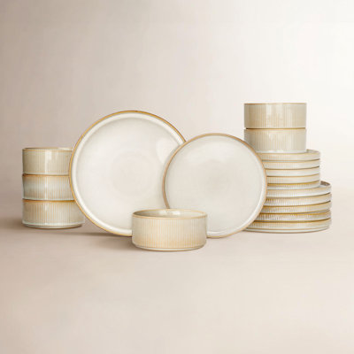 Famiware 18 Piece Dinnerware Sets, Service for 6