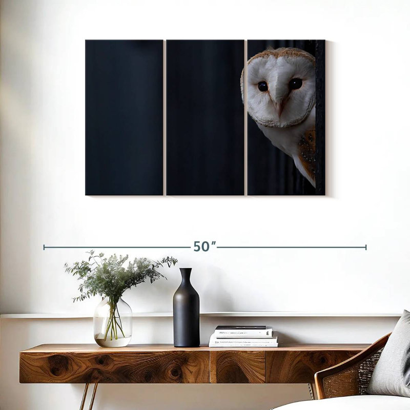 Hibou regardant dehors, H 24 po x l 38 po