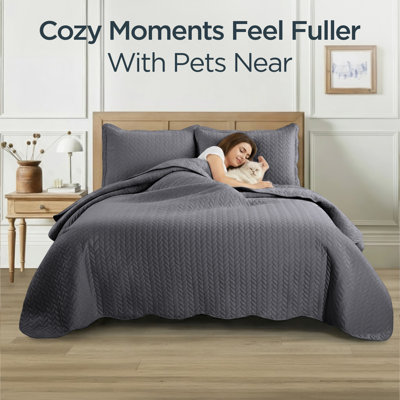 Embossed Quilted Bedspread Set – Ultra Soft Microfiber Coverlet With Pillow Shams, Hotel-Style Bedding For All Beds