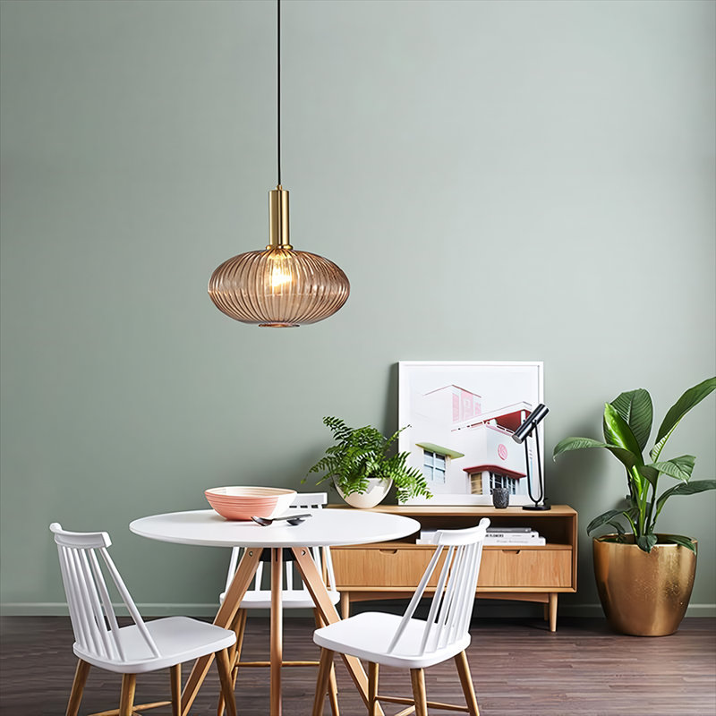 Luminaire suspendu en laiton 1 lumière Salicia, Amber