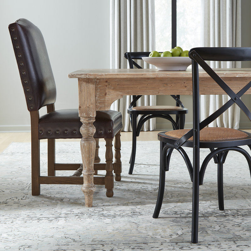 Chaise d'appoint en bois massif Bentwood, Noir avec frottement subtil