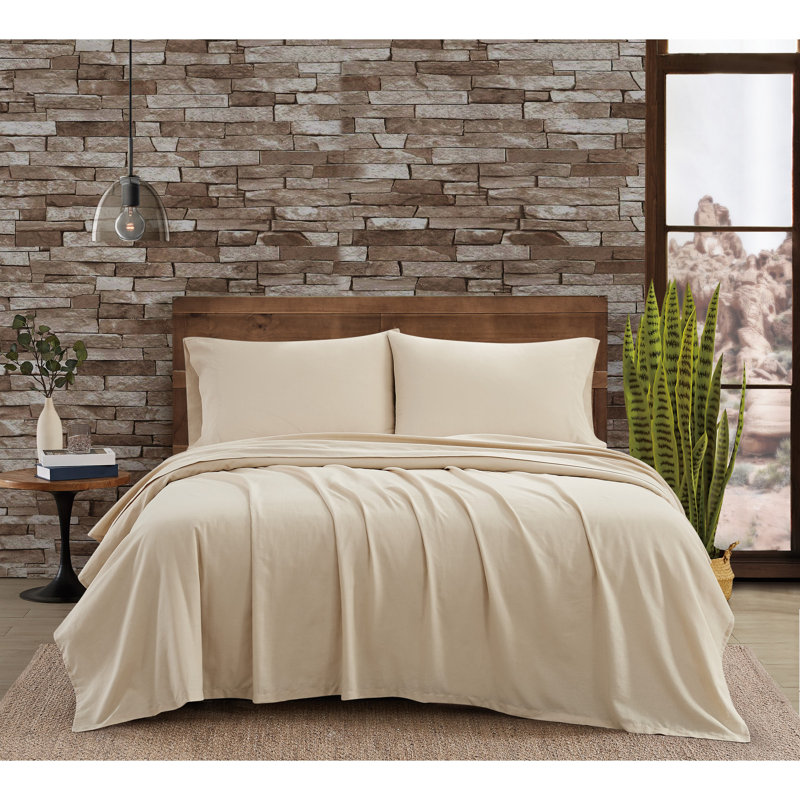 Blush King Cotton-Polyester Embroidered 3-Piece Sheet Set