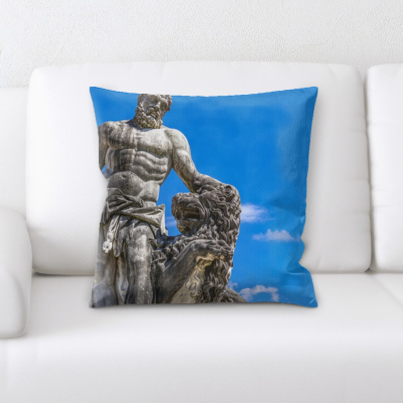 Coussin statue of hercules