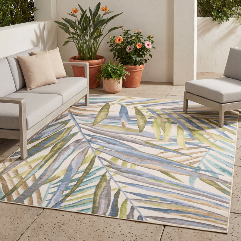 Tapis rectangulaire en polyester tissé à la machine à motif floral bleu / beige / vert Desdemona, Rectangle 7 pi 6 po x 10 pi