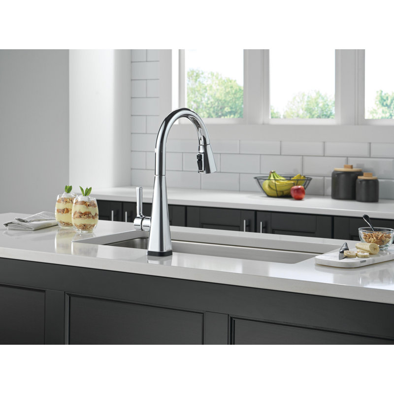 Lenta Touch2O Kitchen Faucet with Touchless Technology, Chrome