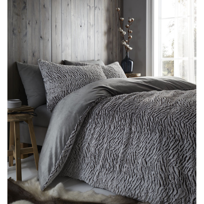 Wolf Duvet Cover Set, 200 x 200cm Duvet Cover + 2 Standard Pillowcases