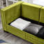 Salon en velours 5 places de style moderne avec accoudoirs carrés, structure en bois massif, housses de coussin amovibles et accoudoirs de rangement 2 + 3, décoration clous argentés, coussins à ressorts
