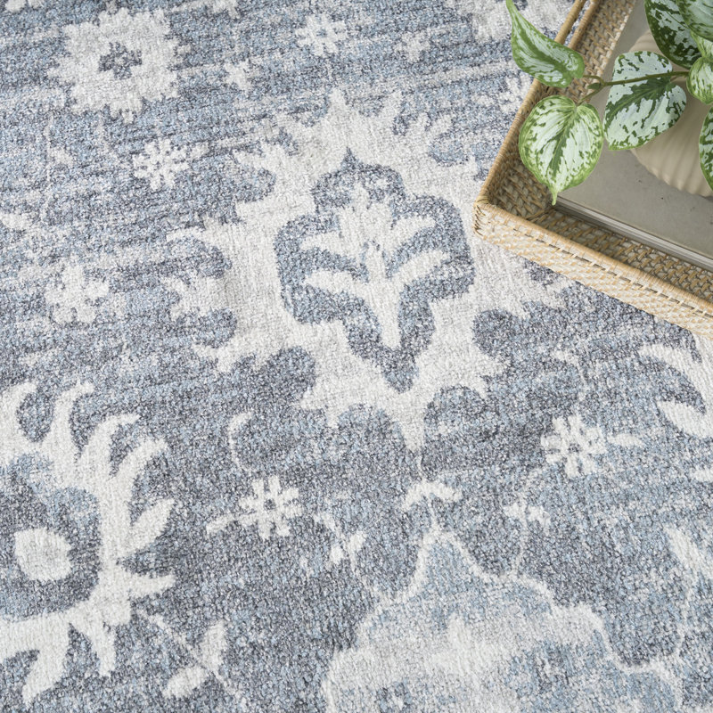 Bungalow Rose Sistrom Machine Washable Denim Vintage Indoor Rug, Rectangle 4' x 6'