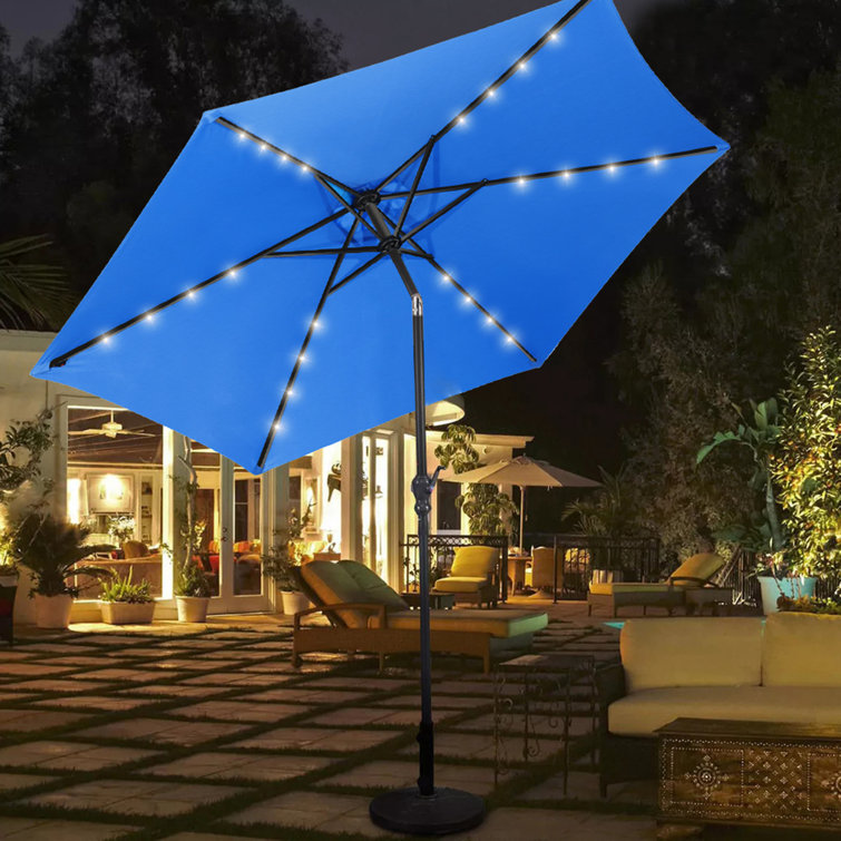 Fruiteam 7' 6" Lighted Market Umbrella