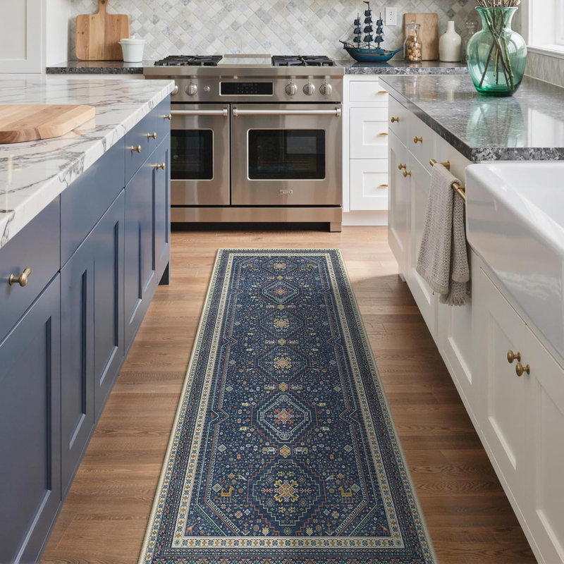 Medallia Geometric Diamond Medallion Navy / Beige Indoor Oriental Performance Area Rug,Machine Washable,with Non-Slip Backing