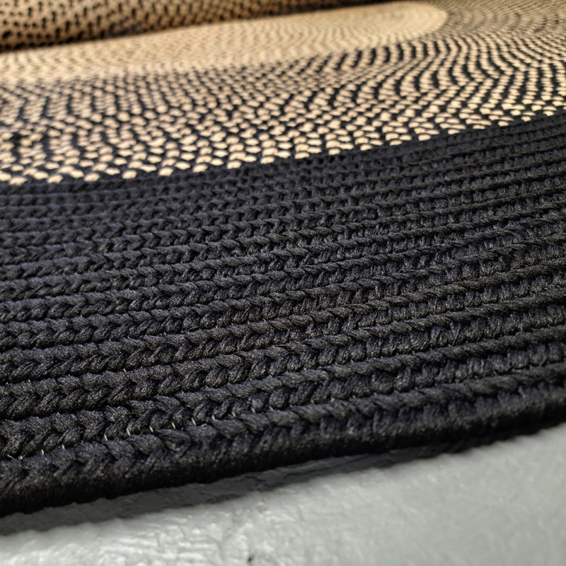 Tapis tressé noir / cubain Calden, Ovale 4 pi x 6 pi