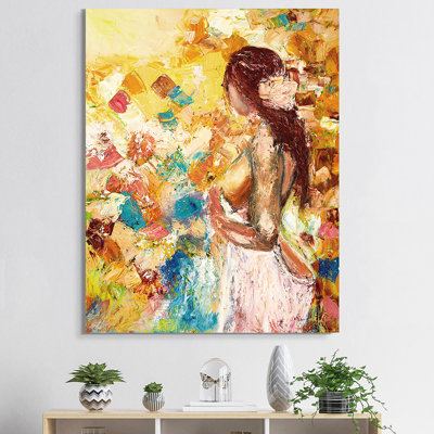 «Yellow Painted Impression of Girl with Flower in Hair», reproduction d'art sur toile
