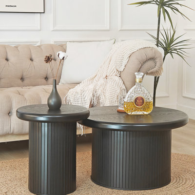 Ensemble de tables basses rondes modernes - Combinaison de deux tables avec un design unique