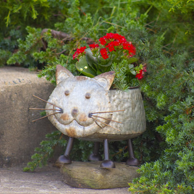 Alando Handmade Metal Statue Planter