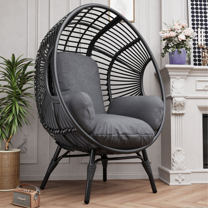 Fauteuil à œufs de patio avec coussin de couleur noire New Style