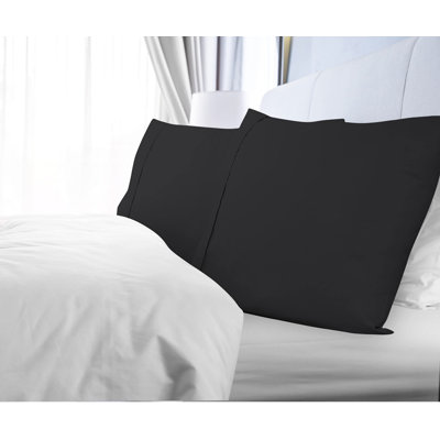 Ensemble de 2 taies d'oreiller standard Royale Linens | Housse de coussin | Taies d'oreiller | Microfibre brossée infroissable et résistante à la décoloration | Doux et confortable | Taie d'oreiller standard STD