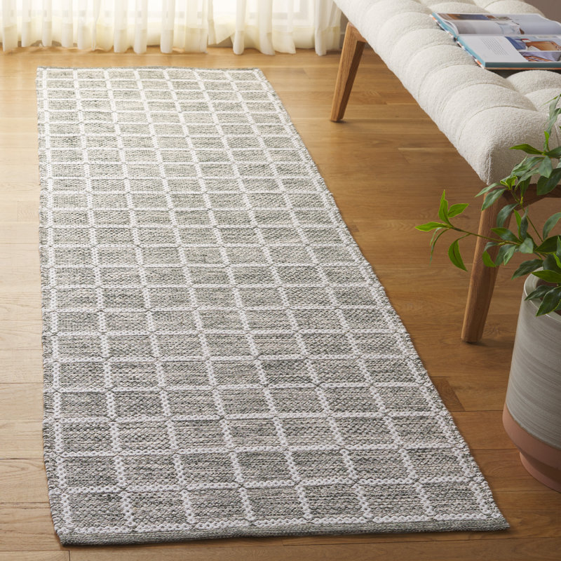 Tapis vert / ivoire Navera 977, Tapis de couloir 2 pi 3 po x 8 pi