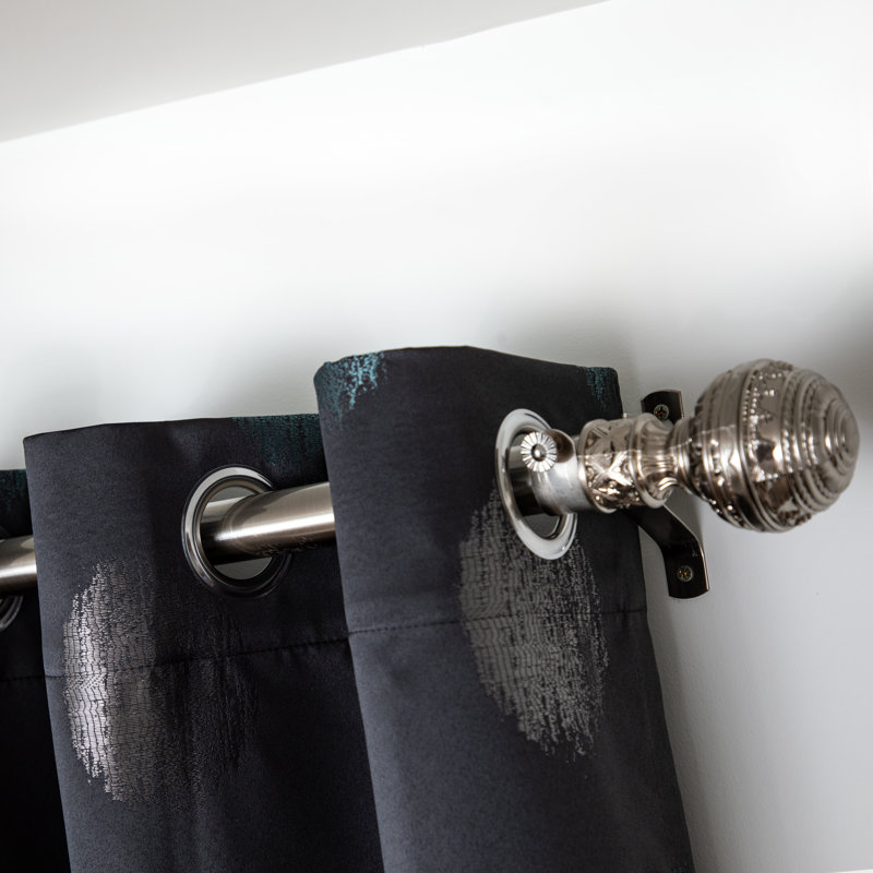 Paire de rideaux obscurcissant à pois Syverson, Gris foncé